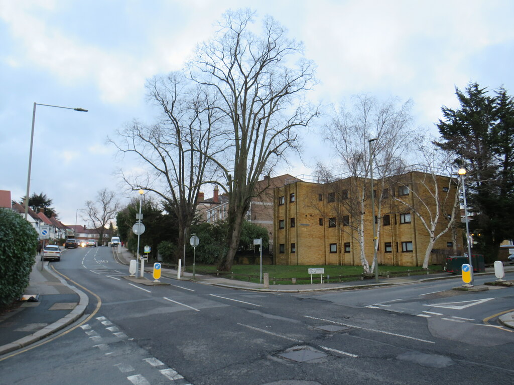 North Finchley local scene